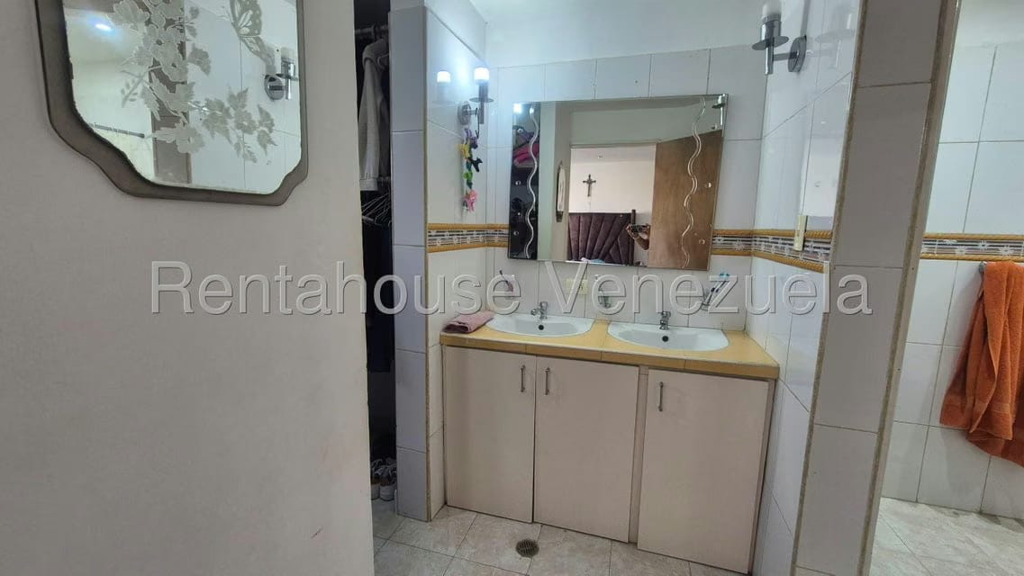 Casa (1 Nivel) en Venta en Zona Este, Lara - 29