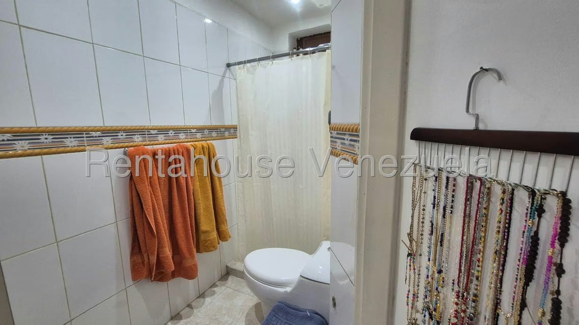Casa (1 Nivel) en Venta en Zona Este, Lara - 30