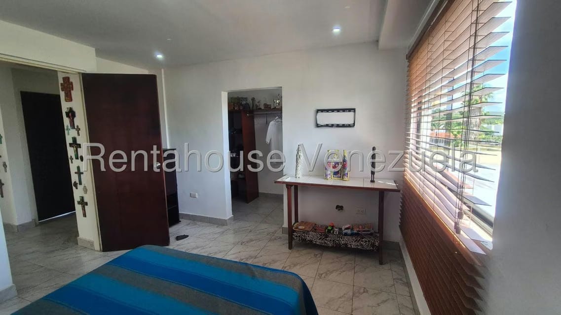 Casa (1 Nivel) en Venta en Zona Este, Lara - 34
