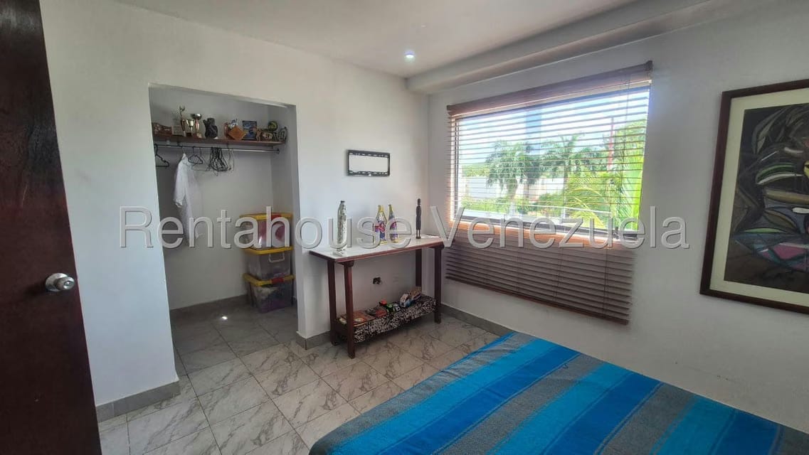 Casa (1 Nivel) en Venta en Zona Este, Lara - 35