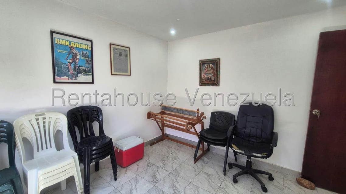 Casa (1 Nivel) en Venta en Zona Este, Lara - 40