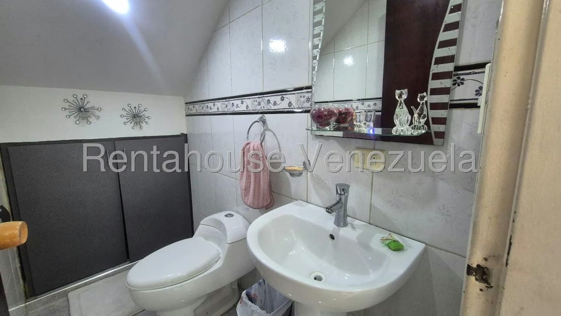 Casa (1 Nivel) en Venta en Zona Este, Lara - 8