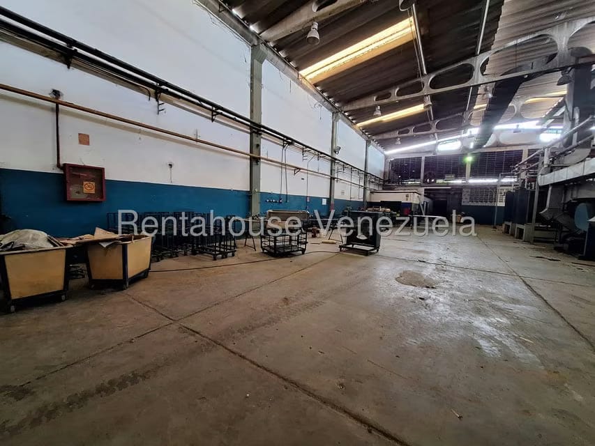 Comercial (Galpon - Deposito) en Alquiler en Terrinca, Miranda - 6