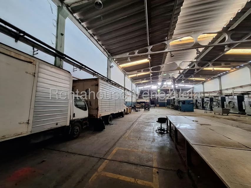 Comercial (Galpon - Deposito) en Alquiler en Terrinca, Miranda - 8