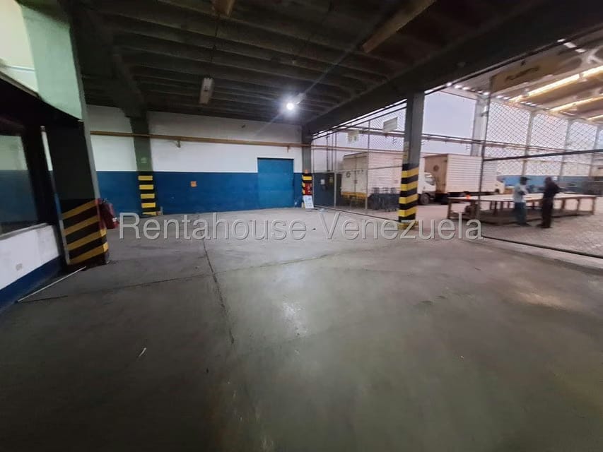 Comercial (Galpon - Deposito) en Alquiler en Terrinca, Miranda - 9