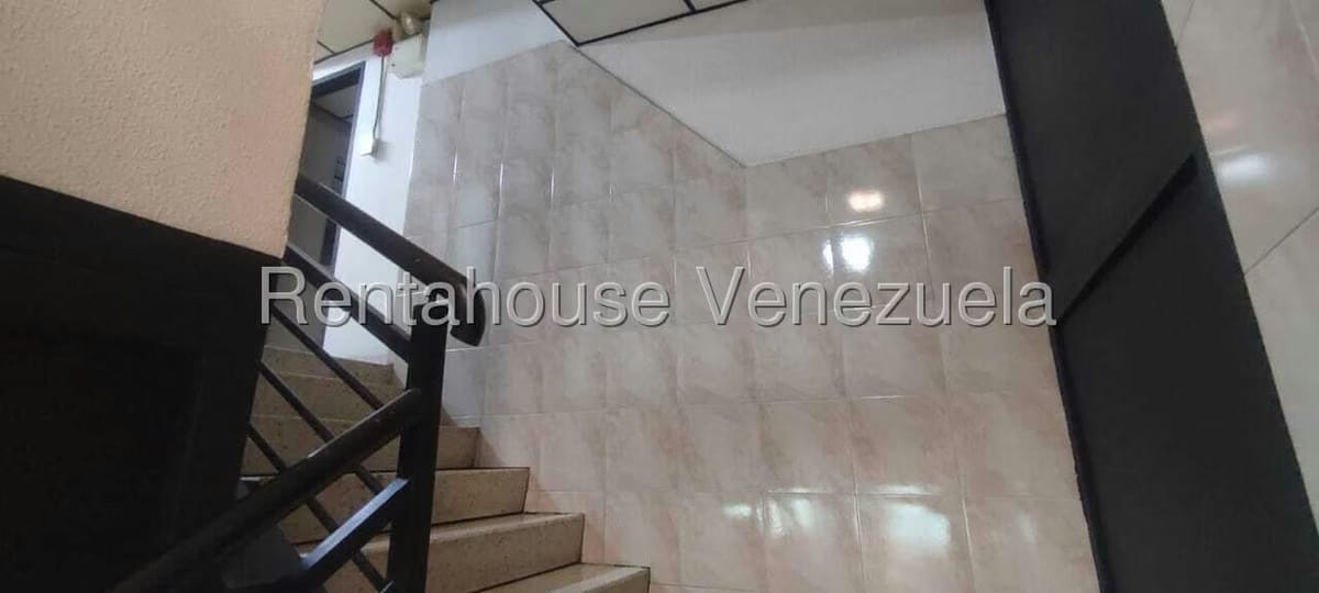 Comercial (Local Comercial) en Venta en La Urbina, Distrito Metropolitano - 19