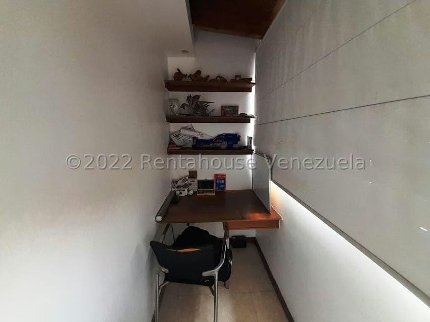 Apartamento (1 Nivel) en Venta en San Bernardino, Distrito Metropolitano - 37