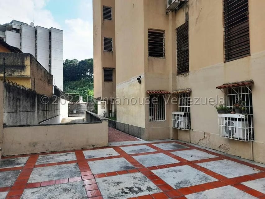 Apartamento (1 Nivel) en Venta en San Bernardino, Distrito Metropolitano - 5