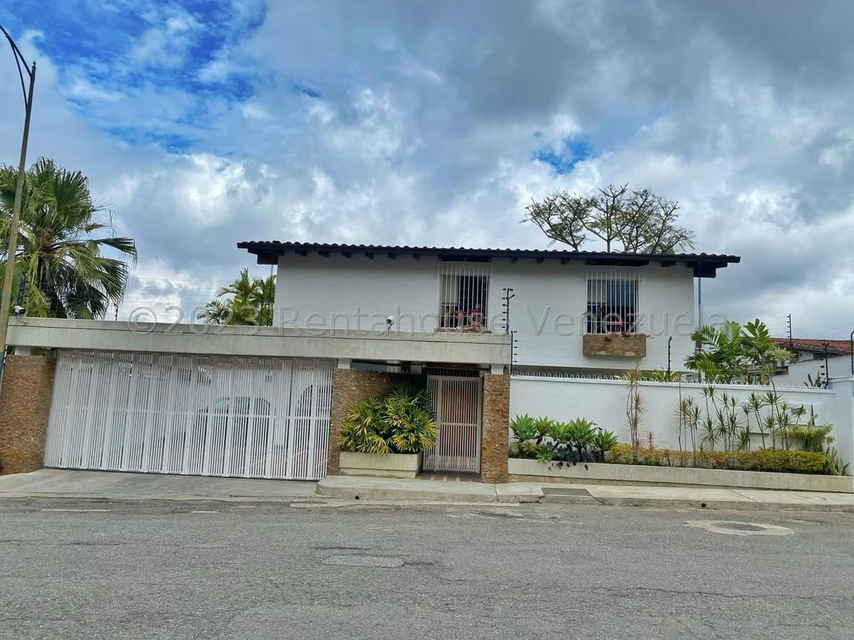 CASA EN VENTA-SELENE MARIN NOBREGA- MLS#23-23596