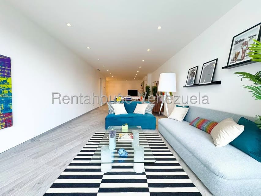 Apartamento (1 Nivel) en Venta en Las Mercedes, Distrito Metropolitano - 28