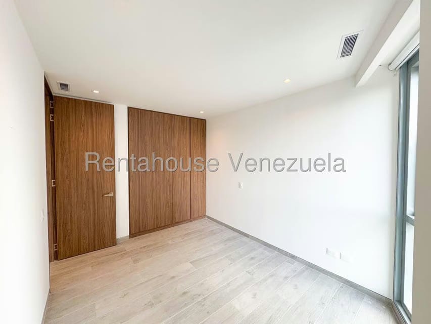 Apartamento (1 Nivel) en Venta en Las Mercedes, Distrito Metropolitano - 40