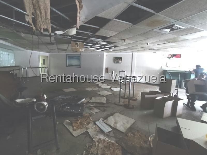Comercial (Local Comercial) en Venta en San Blas, Carabobo - 2