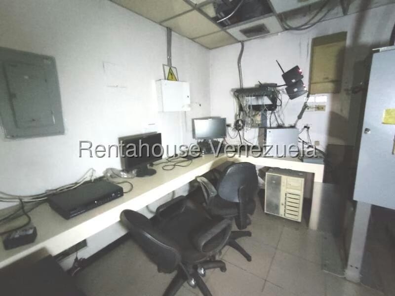 Comercial (Local Comercial) en Venta en San Blas, Carabobo - 13