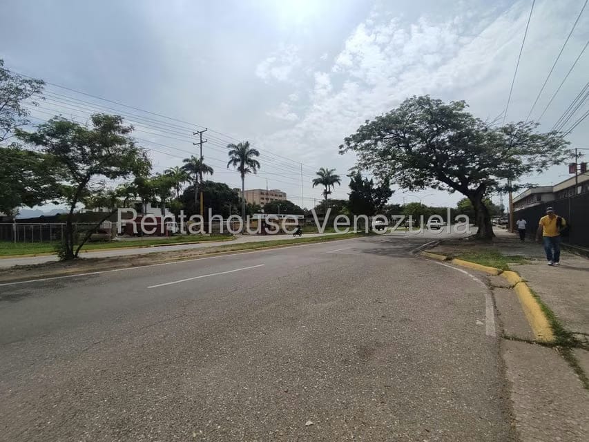 Comercial (Local Comercial) en Venta en San Blas, Carabobo - 14