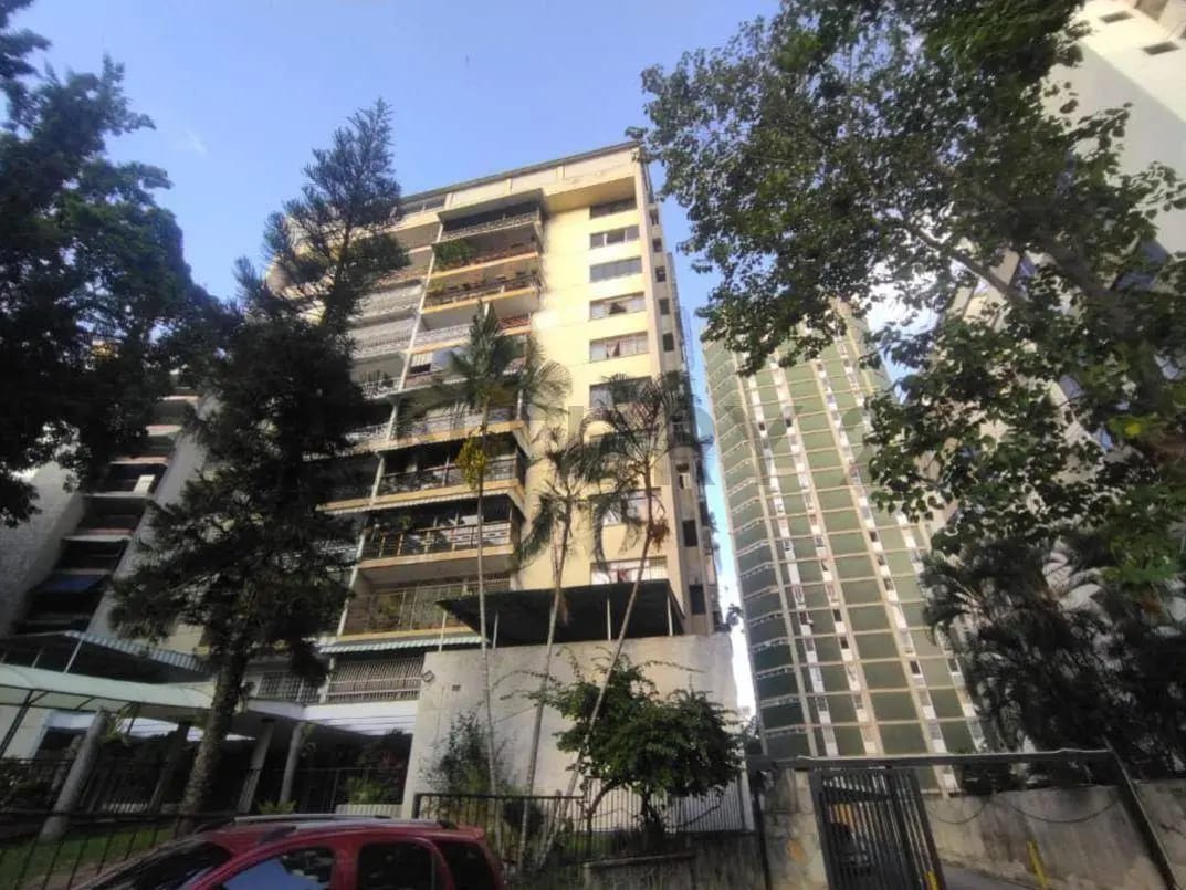 Apartamento en Venta Los Palos Grandes Caracas