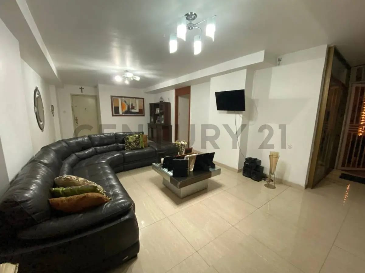 Apartamento en Venta Los Palos Grandes Caracas - 3
