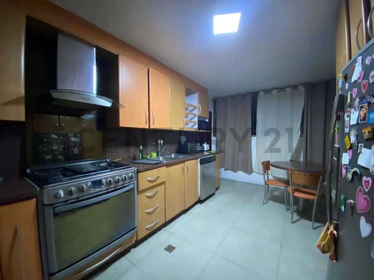 Apartamento en Venta Los Palos Grandes Caracas - 8
