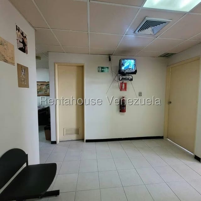 Apartamento (1 Nivel) en Alquiler en San Bernardino, Distrito Metropolitano - 5