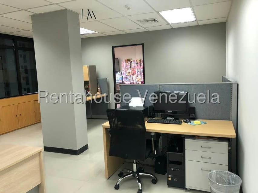 Comercial (Oficina) en Venta en Baruta, Distrito Metropolitano - 3