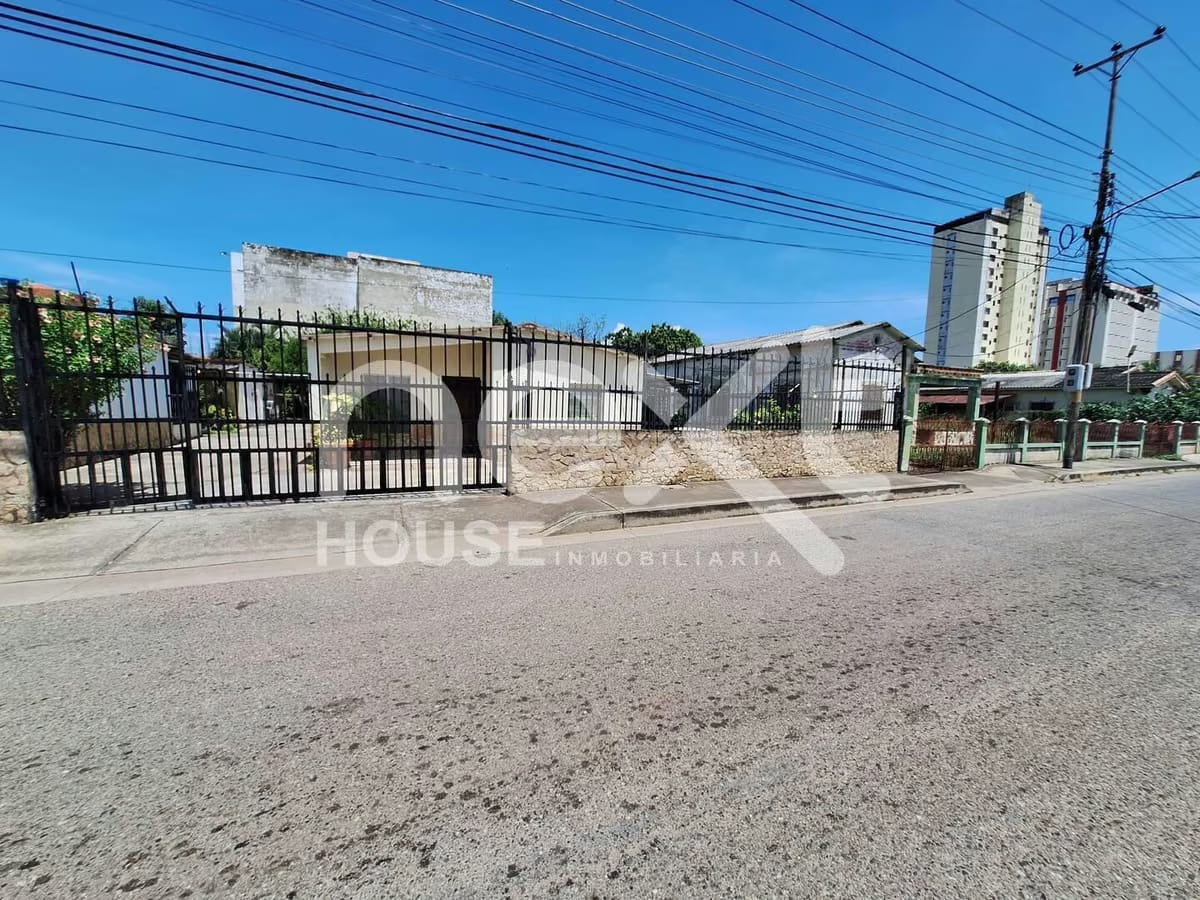 Casa en Venta - Calle Mérida - Ciudad Ojeda - Estado Zulia - 11