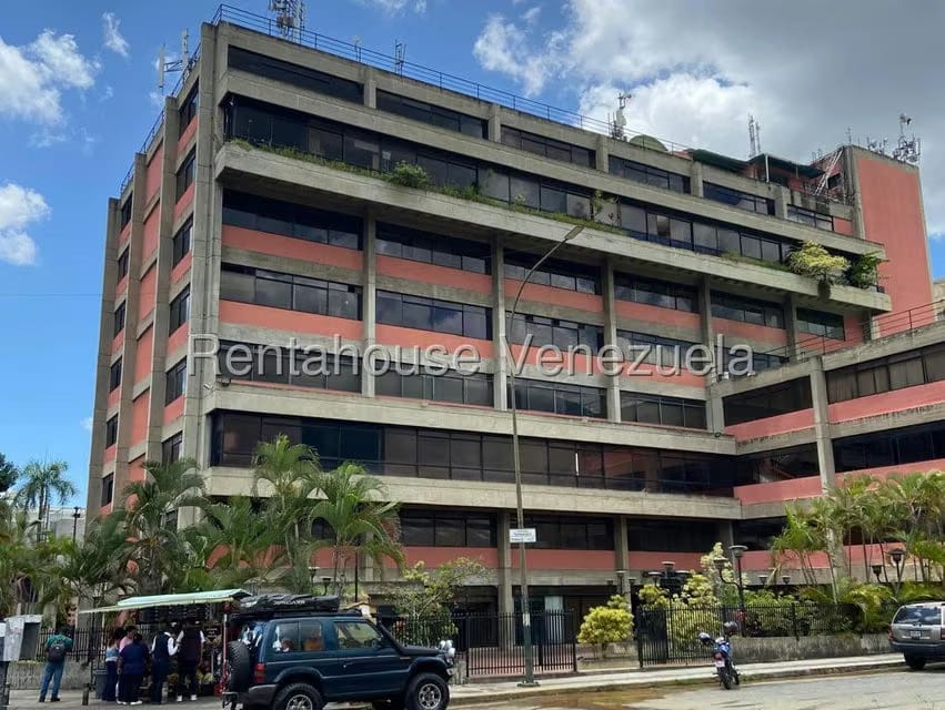 Comercial (Oficina) en Venta en Los Cortijos de Lourdes, Distrito Metropolitano - 17