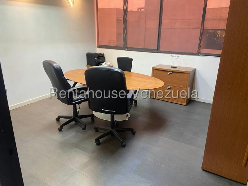 Comercial (Oficina) en Venta en Los Cortijos de Lourdes, Distrito Metropolitano - 8