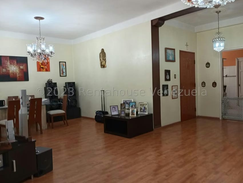 Apartamento (1 Nivel) en Venta en Alta Florida, Distrito Metropolitano - 2