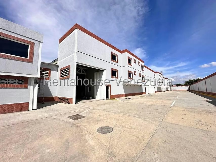 Comercial (Galpon - Deposito) en Venta en Parroquia Juan de Villegas, Lara