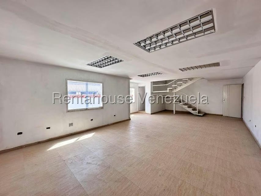 Comercial (Galpon - Deposito) en Venta en Parroquia Juan de Villegas, Lara - 13