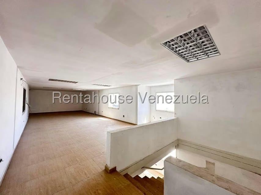 Comercial (Galpon - Deposito) en Venta en Parroquia Juan de Villegas, Lara - 14