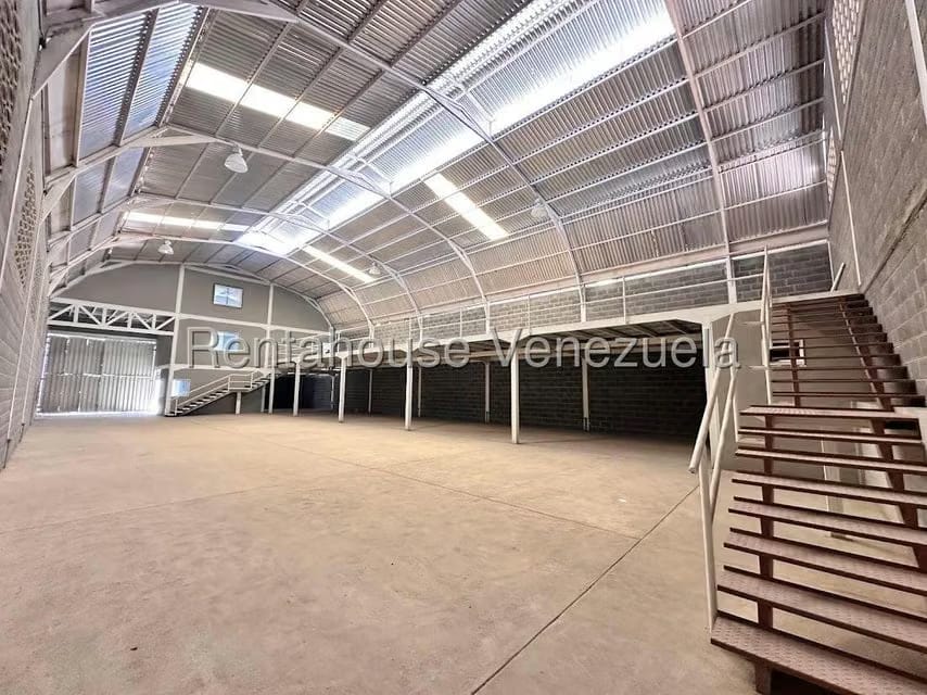 Comercial (Galpon - Deposito) en Venta en Parroquia Juan de Villegas, Lara - 5