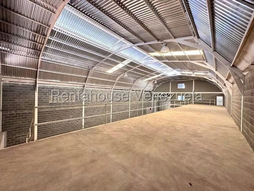 Comercial (Galpon - Deposito) en Venta en Parroquia Juan de Villegas, Lara - 9
