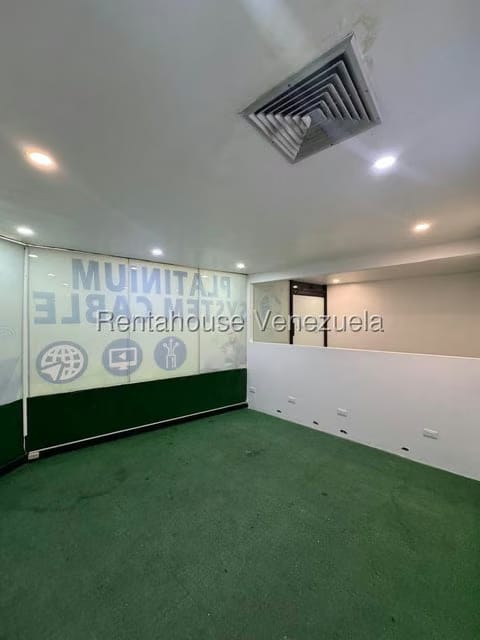 Comercial (Local Comercial) en Alquiler en Terrazas del Avila, Distrito Metropolitano - 13