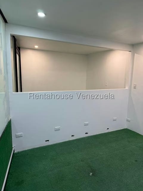 Comercial (Local Comercial) en Alquiler en Terrazas del Avila, Distrito Metropolitano - 15