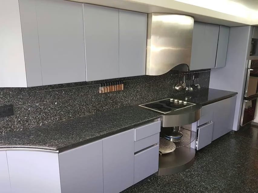 Apartamento (1 Nivel) en Venta en Los Chorros, Distrito Metropolitano - 12