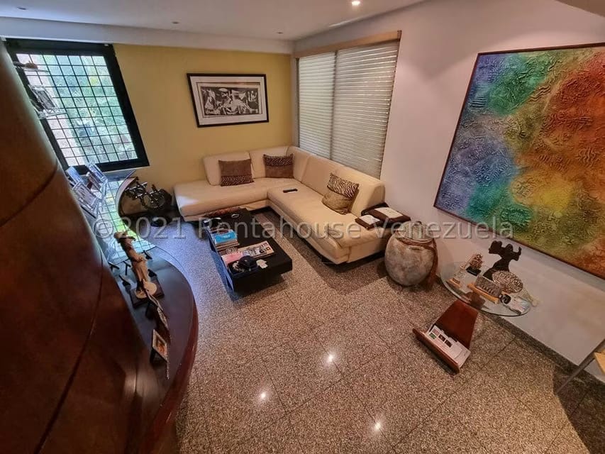 Apartamento (1 Nivel) en Venta en Los Chorros, Distrito Metropolitano - 19