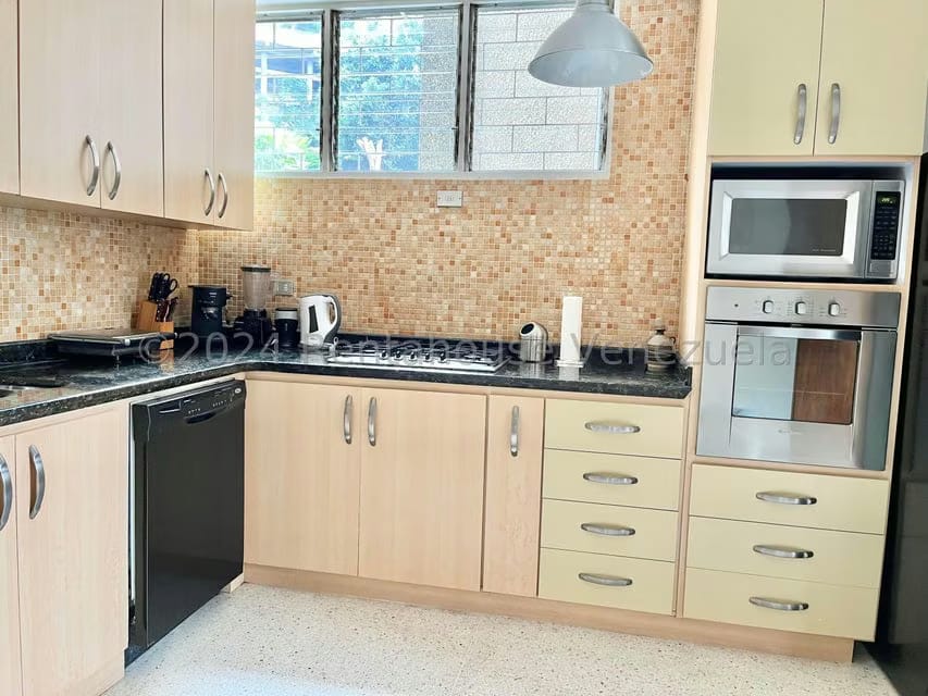 Apartamento (1 Nivel) en Alquiler en Las Mercedes, Distrito Metropolitano - 25