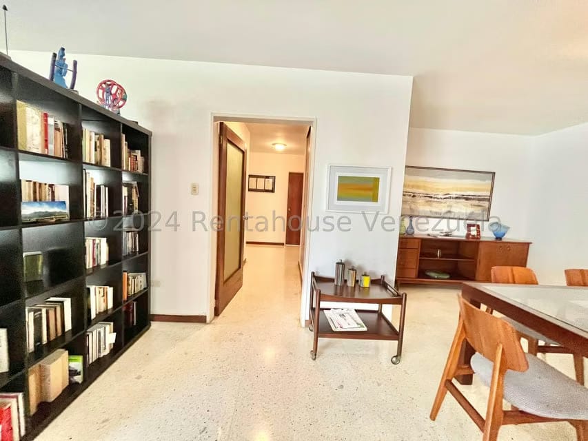 Apartamento (1 Nivel) en Alquiler en Las Mercedes, Distrito Metropolitano - 28
