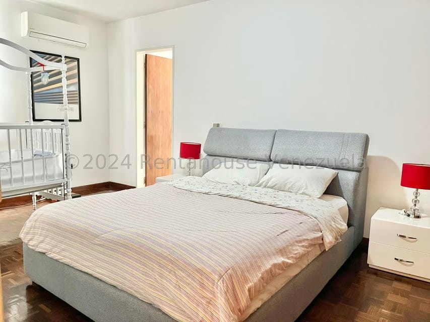 Apartamento (1 Nivel) en Alquiler en Las Mercedes, Distrito Metropolitano - 29