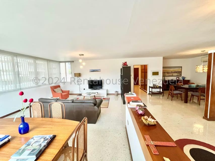 Apartamento (1 Nivel) en Alquiler en Las Mercedes, Distrito Metropolitano - 10