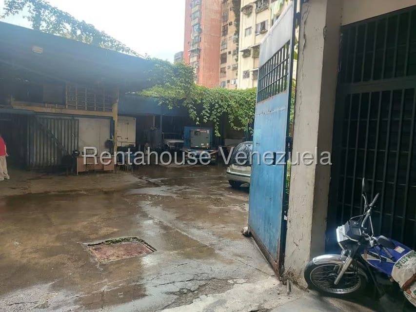 Comercial (Local Comercial) en Venta en Puente Hierro, Distrito Metropolitano - 6