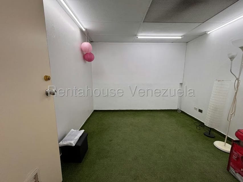 Comercial (Oficina) en Alquiler en Chuao, Distrito Metropolitano - 3