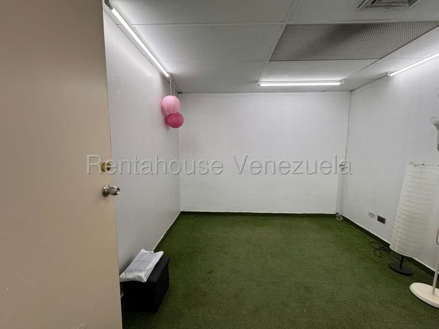 Comercial (Oficina) en Alquiler en Chuao, Distrito Metropolitano - 4