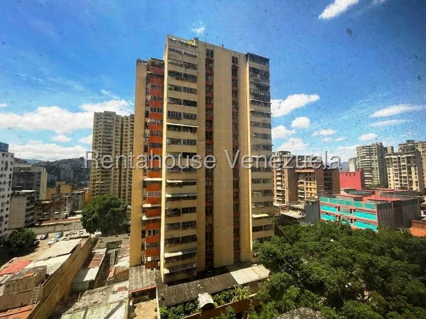 Apartamento (1 Nivel) en Venta en Parroquia Santa Rosalia, Distrito Metropolitano - 9