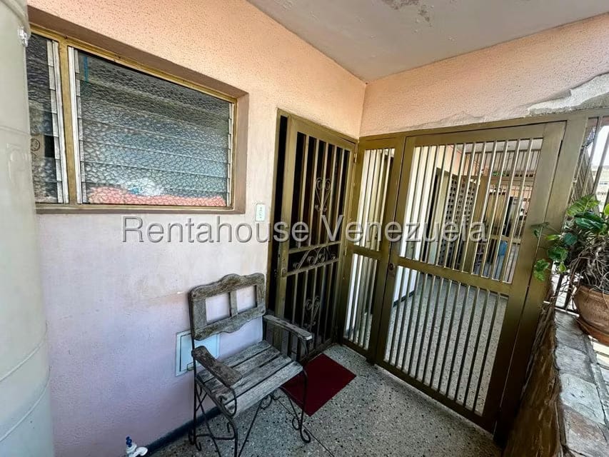 Apartamento (1 Nivel) en Venta en Centro, Lara - 3