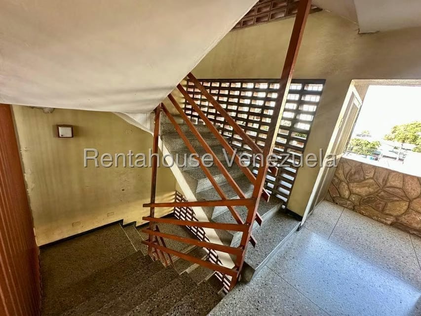 Apartamento (1 Nivel) en Venta en Centro, Lara - 25