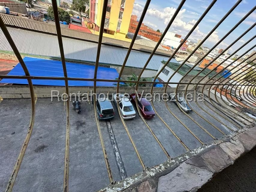 Apartamento (1 Nivel) en Venta en Centro, Lara - 26