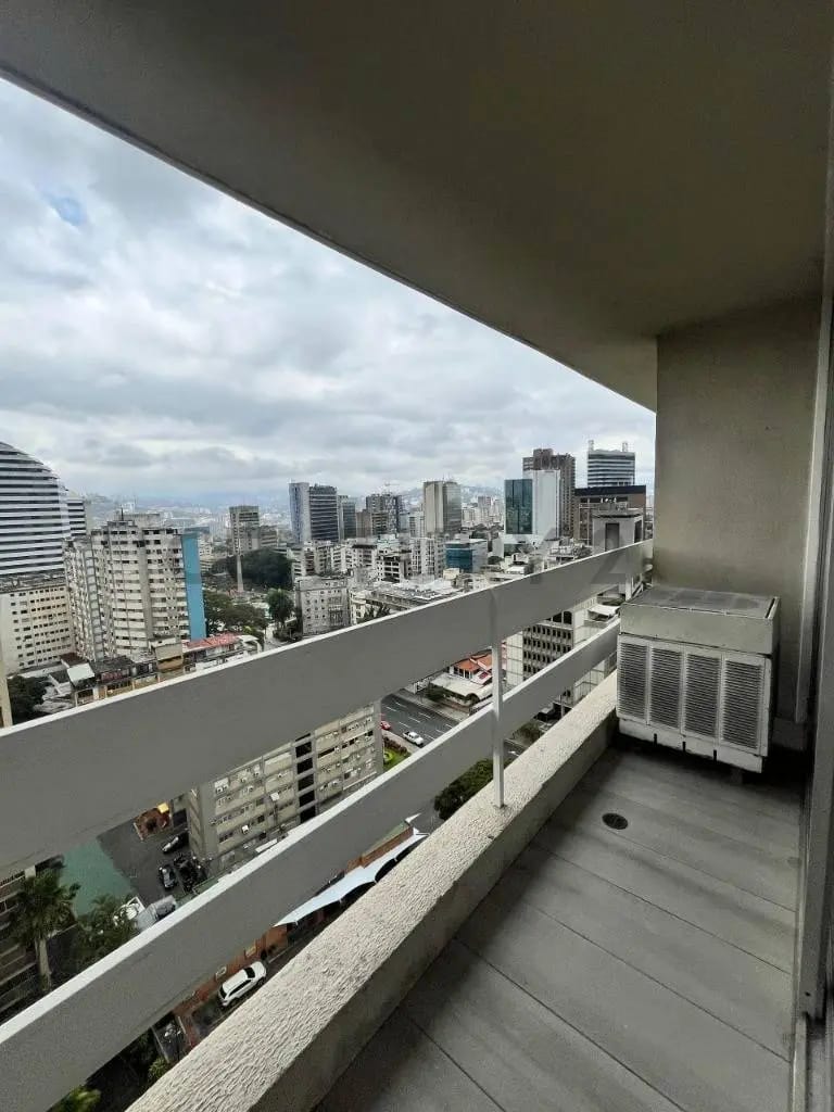 Apto Remodelado En Alquiler En Altamira 1ha/1ba/1pe - 15