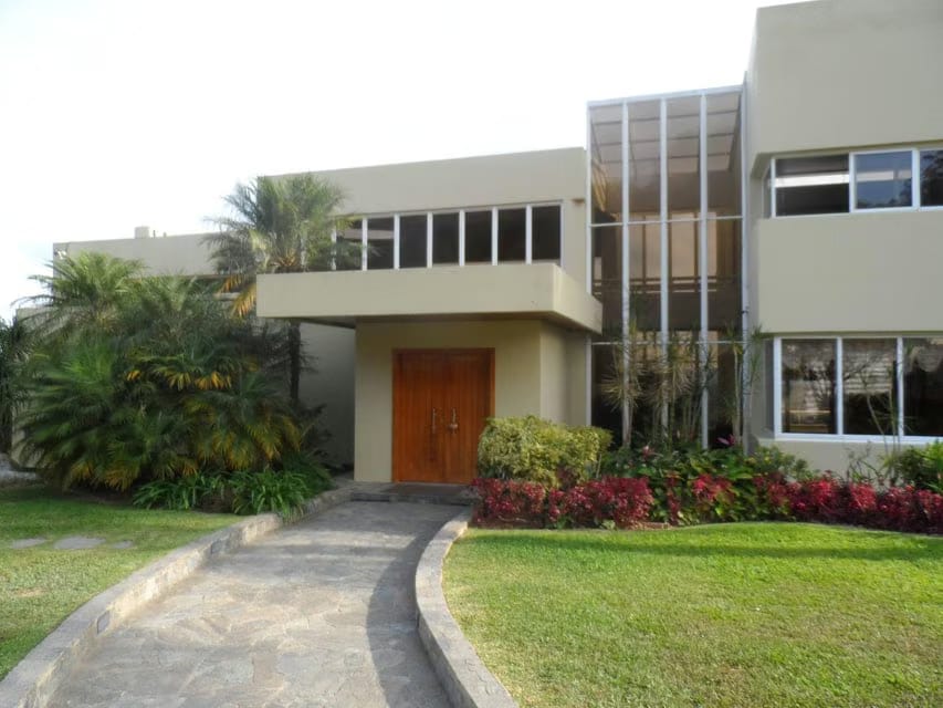 Casa (Multipes Niveles) en Venta en La Lagunita Country Club, Distrito Metropolitano - 4