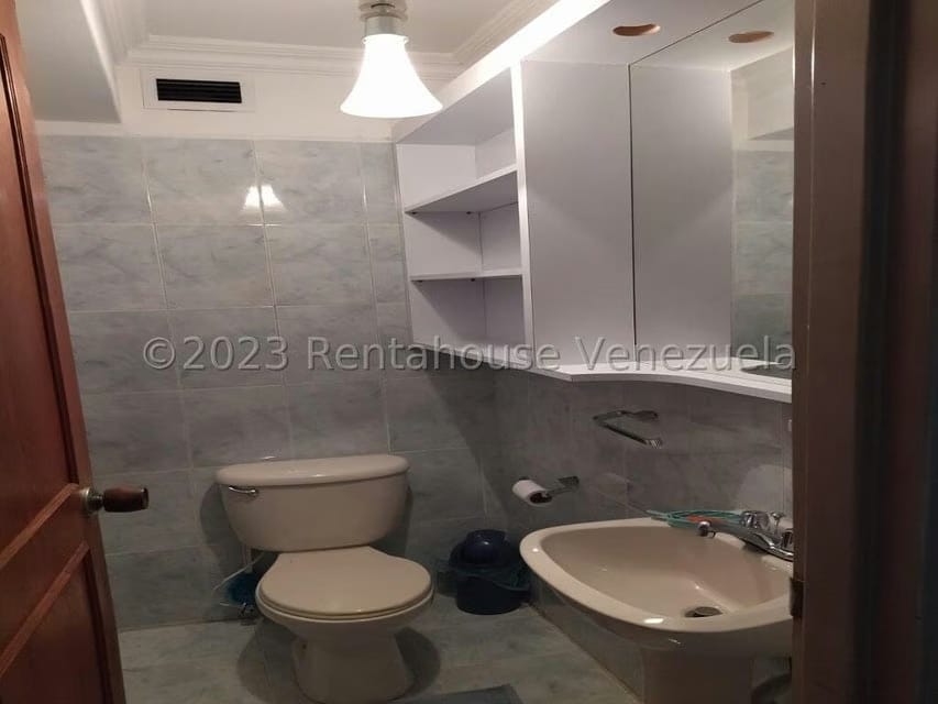 Apartamento (1 Nivel) en Venta en Los Rosales, Distrito Metropolitano - 28